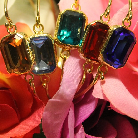 Jewelry - Love Braclet Crystal gold plated.